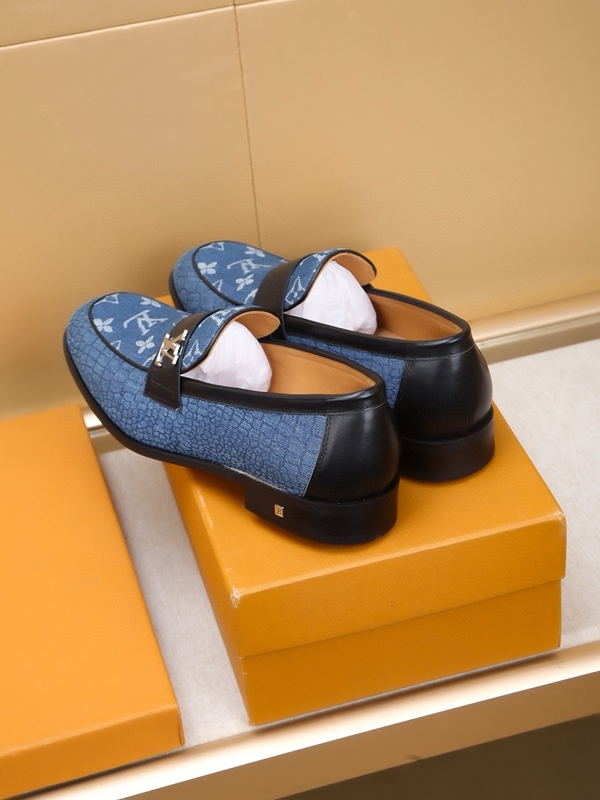 ルイヴィトン靴着用イメージ